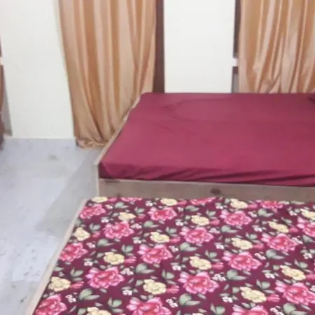 Yatharth Geeta Home Stay Varanasi Exterior photo