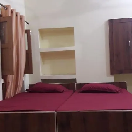 Yatharth Geeta Home Stay Varanasi Exterior photo